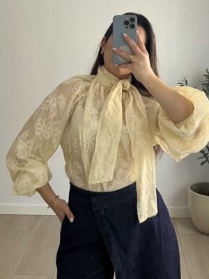 Blusa mantequilla