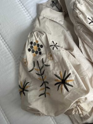 Camisa bordados manga