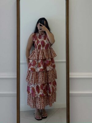 Vestido volantes